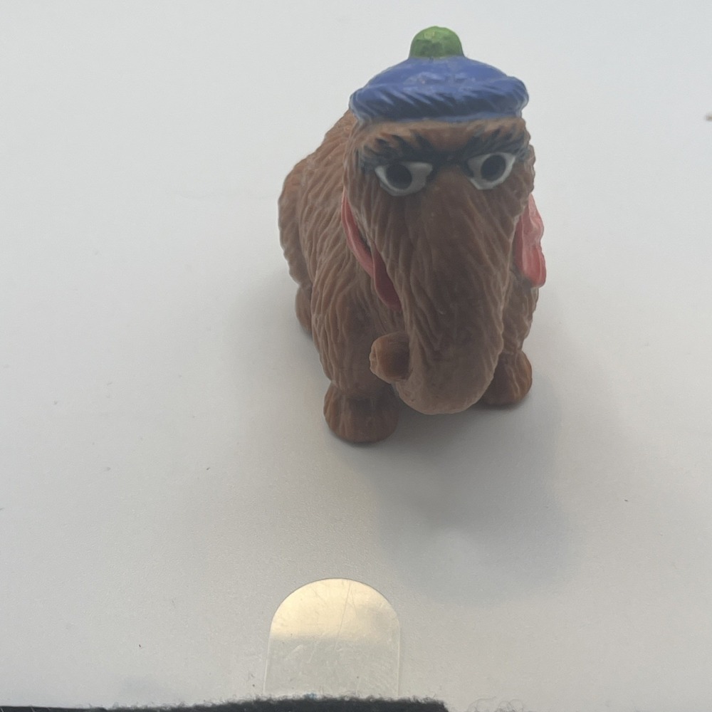 Snuffy Snuffleupagus With Hat Sesame Street Applause 1980s PVC Figure Vintage - Picture 12 of 13